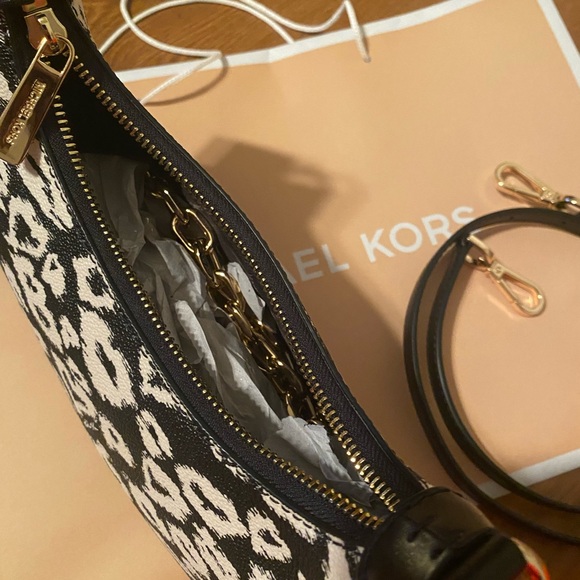 Michael Kors Authentic Cora Crossbody Bag NWT - Picture 4 of 12